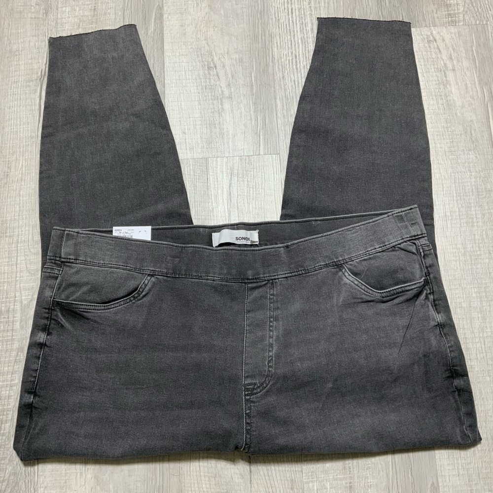 Sonoma Comfortable Mid-Rise Jeggings